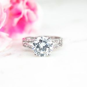 Cubic Zirconia Engagement Ring | Split Shank Round